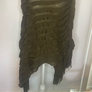 2 Chic Brown Ruffle Fringed Poncho